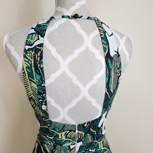 Tropical Green Halter Dress Size XS Open Back Summer Print - Picture 4 of 10